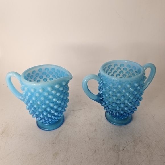 Vintage Fenton blue hobnail opalescent sugar and creamer - Picture 2 of 5